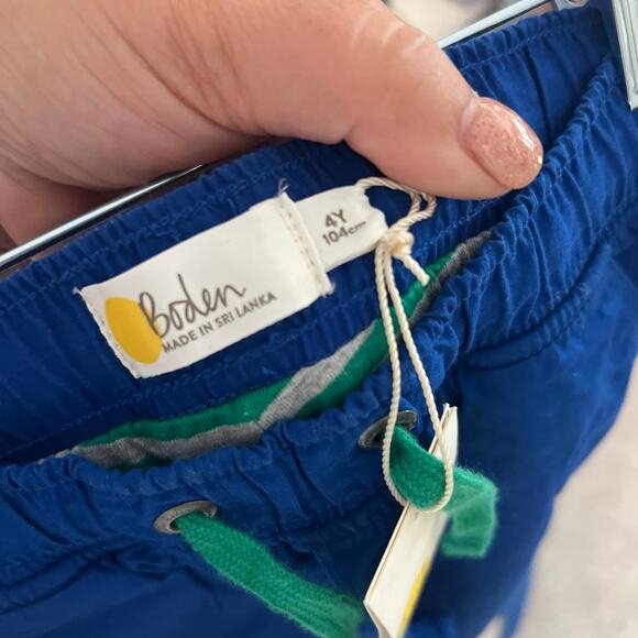 Boden Everyday Cargo Pants boys 4 nwt - Picture 3 of 3